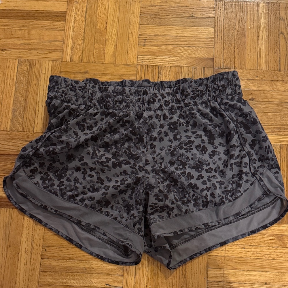 Athleta Mesh Racer Run Shorts